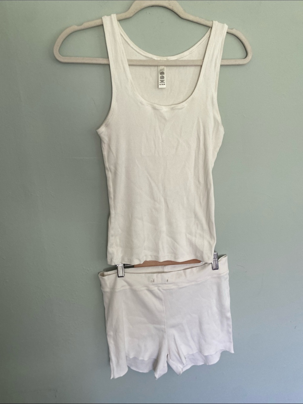 SKIMS Women’s Cream Ribbed Tank & Shorts Set Size Large